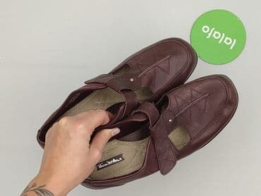 obuwia lakierowane kozaki ccc: Półbuty damskie, 41.5 — 7