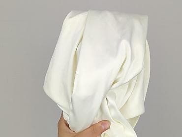 Women: Women`s cape, size 3XL — 5