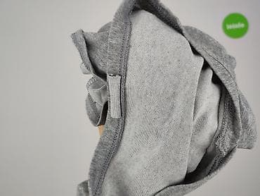 bluzka dekolt w serce: T-shirt damski, rozmiar M — 4