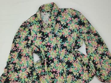 bluzka damska z kwiatem: Bluzka damska, rozmiar M — 1