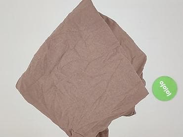 bluzki dekolt w serce: T-shirt damski, rozmiar S — 4