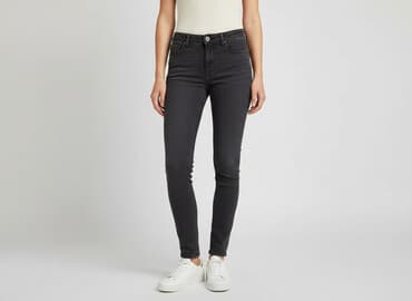 asos podarte jeansy: PULL&BEAR, Jeansy damskie, rozmiar XS — 6