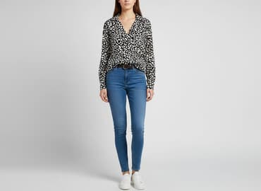 Жіноча блуза, розмір M