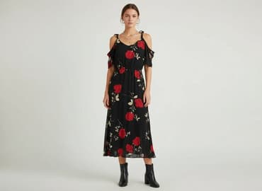 sukienki z różą: Sukienka damska, rozmiar S — 1