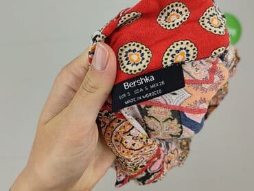 Bluzki: Bershka, Bluzka damska, rozmiar S — 4