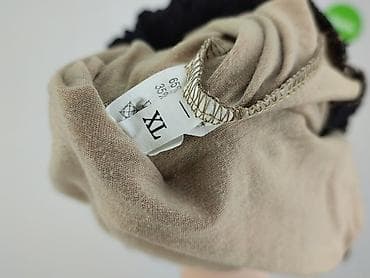 pull and bear obuwie: Classic, Жіноча блуза, розмір XL — 5