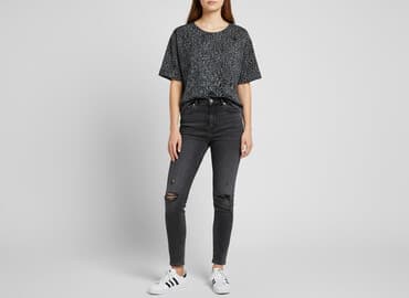 animal t shirty: Urban Classics, Women`s T-shirt, size M — 1