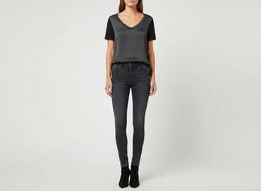 koszulka kanye west hm: H&M, T-shirt damski, rozmiar XS — 8