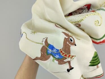 obrusy czerwone: Obrus 120 x 57, kolor - Beżowy, stan - Bardzo dobry — 4