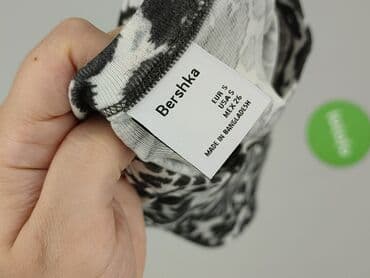 pull and bear marynarki: Bershka, Футболка жіноча, S на lalafo.pl — 4 pull and bear marynarki: Bershka, Футболка жіноча, S — 4