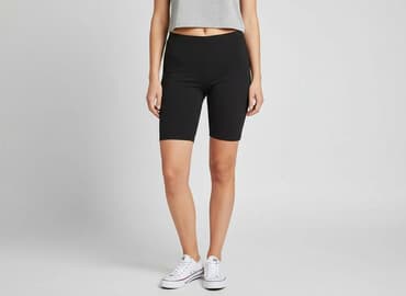 t shirty i kolarki: Szorty damskie, rozmiar S — 1