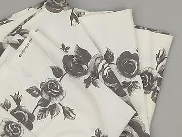 Inne artykuły dla domu: Zestaw 4 zasłony - Wzór: czarno‑szare róże i liście na białym tle — 1