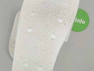 czapka zimowa z napisem: Klapki Adidas, 35, Używany — 4