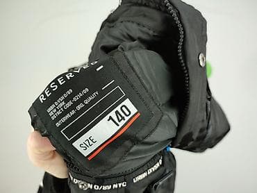 kitty crop top: Kurtka zimowa, Reserved, 10 lat, 134-140 cm, stan - Bardzo dobry — 4