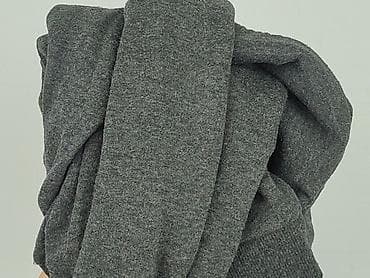 what is a shirt pull: Cropp, Women`s hoodie, size L — 6