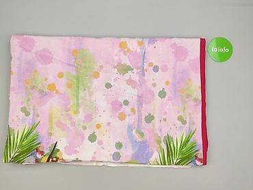 red bedding set: Obrus 190 x 148, kolor - Kolorowy, stan - Bardzo dobry — 2