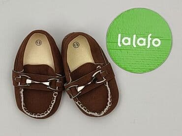 spodnie pull bear: Buciki niemowlęce, 20, stan - Idealny — 2