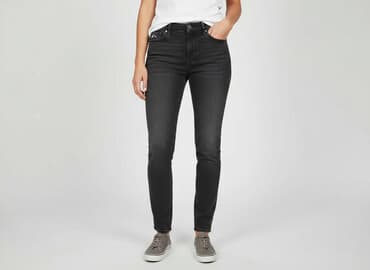 hm krótkie spodenki czarne: H&M, Jeansy damskie, rozmiar XS — 7