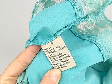 bluzki dekolt serce: Top damski, rozmiar S — 6