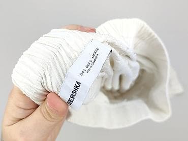 weekday spodnie: Bershka, Spodnie 3/4 damskie, rozmiar S — 4