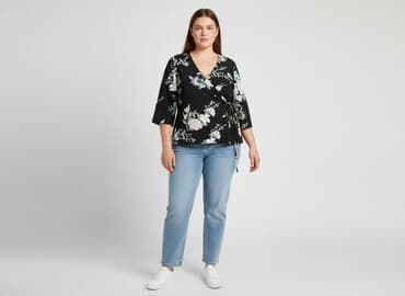 stringi damskie xxl: F&F, Bluzka damska, rozmiar 4XL — 6