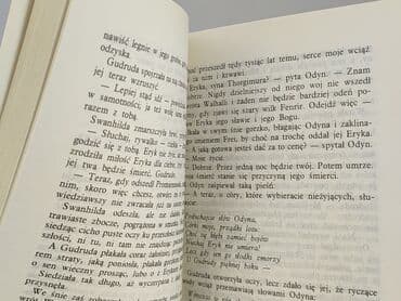 Книги: Книга, жанр - Роман, стан - Дуже гарний — 3