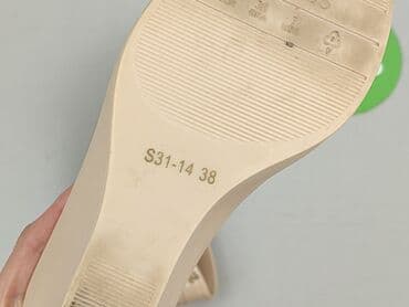 hello kitty klapki: Sandały damskie, 38 — 6