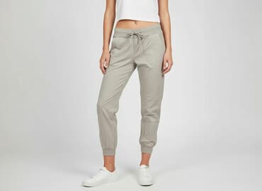 joggery damskie beżowe: Spodnie dresowe damskie, rozmiar S — 7