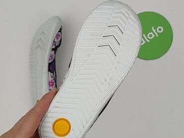 koszulki sparty wroclaw: Baleriny 33, stan - Bardzo dobry — 4