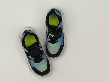 ccc buty dziecięce trampki: Buty sportowe 28, Używany — 1