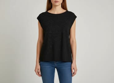 mystery box z koszulkami piłkarskimi: Top Secret, T-shirt damski, rozmiar L — 6