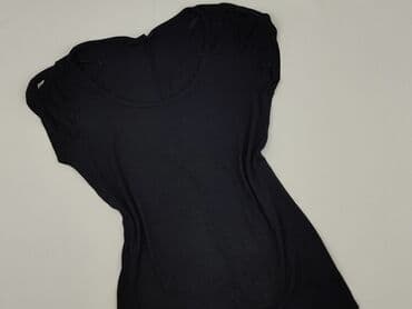 czarne t shirty damskie w serek: T-shirt damski, rozmiar S — 1
