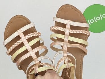 ccc buty elsa: Босоніжки жіночі, розмір 37 на lalafo.pl — 7 ccc buty elsa: Босоніжки жіночі, розмір 37 — 7