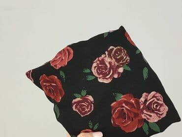 czarne bluzki z bufiastymi rękawami: Reserved, Women's blouse, size XS — 6