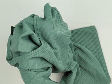 jaka koszulka do zielonych spodni: Studio, Koszulka dla mężczyzn, rozmiar XL — 5