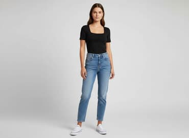 czarne t shirty w serek damskie: Mohito, T-shirt damski, rozmiar XS — 6