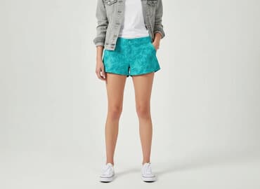 krótkie spodenki z szerokimi nogawkami: Szorty damskie, rozmiar L — 6