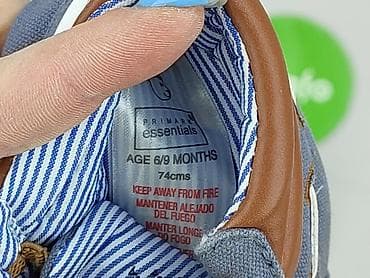 pull bear klapki: Buciki niemowlęce, Primark, 15 i mniejsze, stan - Idealny — 5