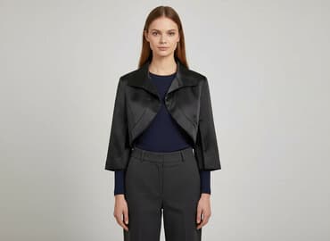 krótkie żakiety do sukienki: Narzutka damska, rozmiar S — 1