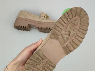 kozaki beżowe ccc: Półbuty damskie, 39 — 4