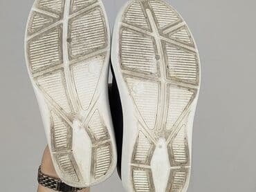 koszulki piłkarskie new balance: Buty sportowe 27, Używany — 4