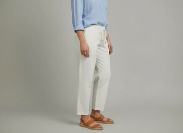 biale spodnie dresowe mohito: Bpc bonprix collection, Material trousers for women, size XL — 1