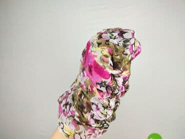 bluzki ze ściągaczem na dole: Women's blouse, size One size — 6
