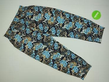 klapki yeeze: Damskie spodnie z kwiatowym wzorem - Fason: luźne, zwężane ku dołowi; — 2