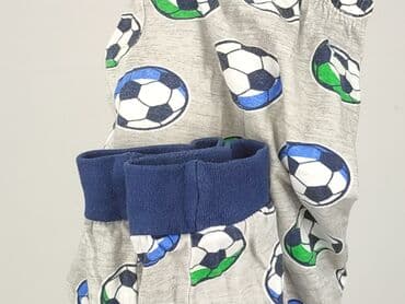 body z kubusiem puchatkiem: Sweatpants, 9 years, 128/134, condition - Very good — 6