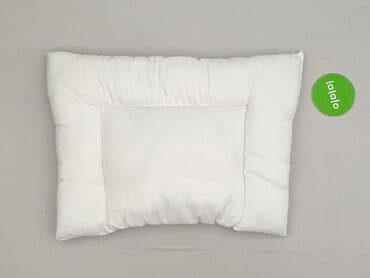 recznik kąpielowy: Poduszka 60 x 40, kolor - Biały, stan - Idealny — 3