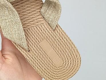 ccc buty ugg: Klapki damskie, rozmiar 38 — 4