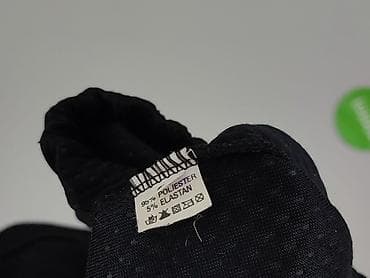 Skirts: Women`s skirt, size M — 6