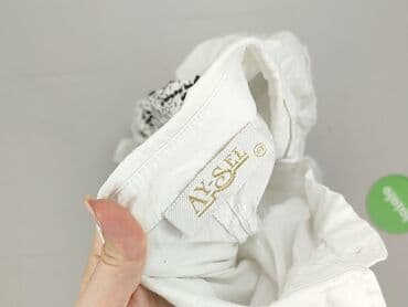 sukienka o kroju marynarki h: Жіноча блуза, розмір One size — 4