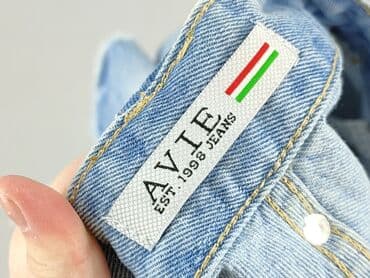 buty new age: Shorts for women, size S — 4